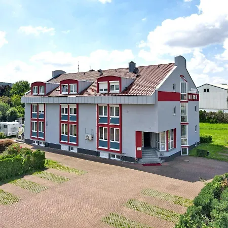 Kick Hotel Rauenberg (Baden-Wurttemberg)